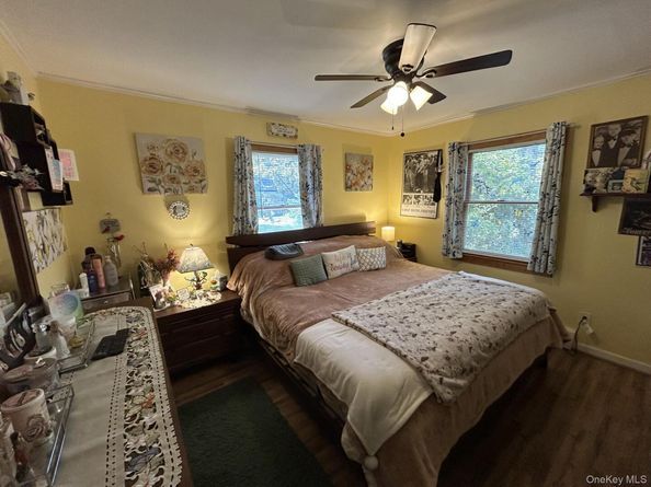 21 Lakeview Drive, Middle Island NY 11953