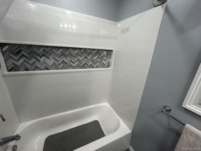 21 Lakeview Drive, Middle Island NY 11953