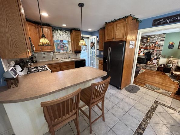 21 Lakeview Drive, Middle Island NY 11953