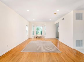 39 Island Trail, Mount Sinai NY 11766