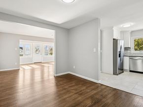 25 Roosevelt Street, Bay Shore NY 11706