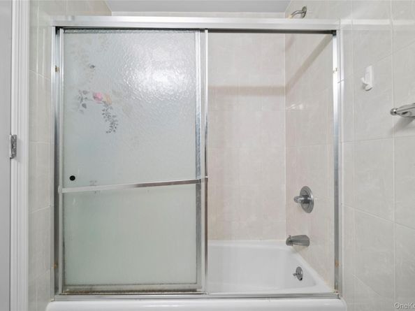 37-59 61 Street 5A, Woodside NY 11377