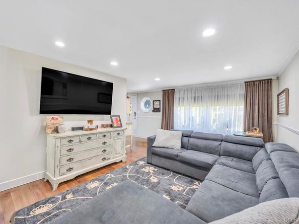 80 S Bedford Avenue, Islandia NY 11749