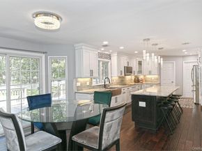 187 Robinson Avenue, Medford NY 11763