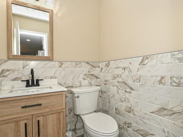 187 Robinson Avenue, Medford NY 11763