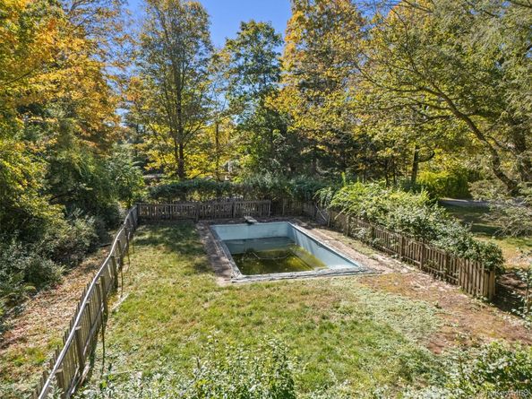 145 Smith Ridge Road, South Salem NY 10590