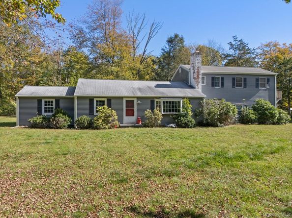 145 Smith Ridge Road, South Salem NY 10590