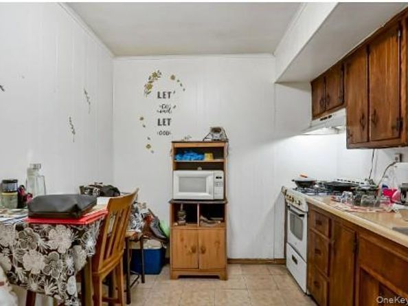 668 Van Siclen Avenue, Brooklyn NY 11207