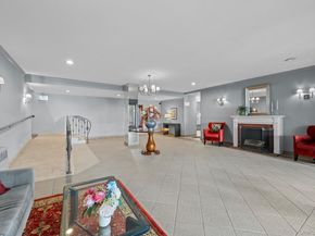241-20 Northern Boulevard 6E, Douglaston NY 11362