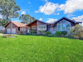 16 Flintlock Drive, Shirley NY 11967