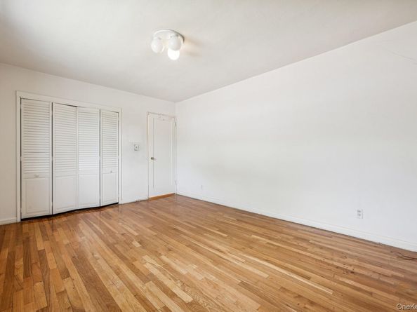 60-31 251st Street 2814, Little Neck NY 11362