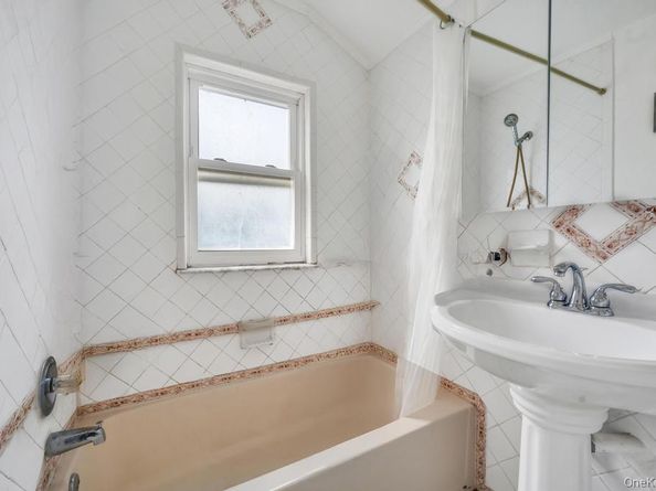 10310 106 Street, Ozone Park NY 11417