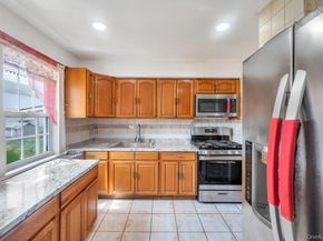 10310 106 Street, Ozone Park NY 11417