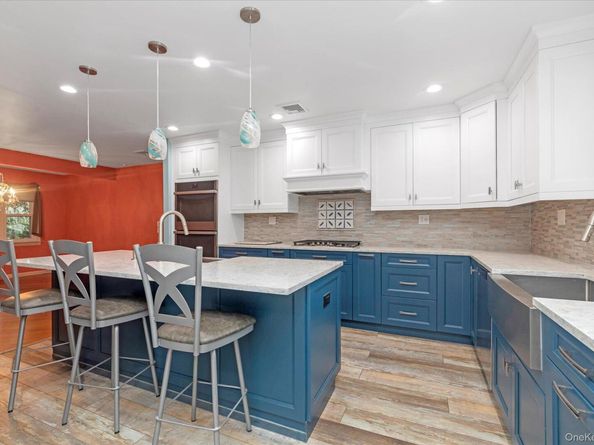 709 Carlyle Street, Woodmere NY 11598
