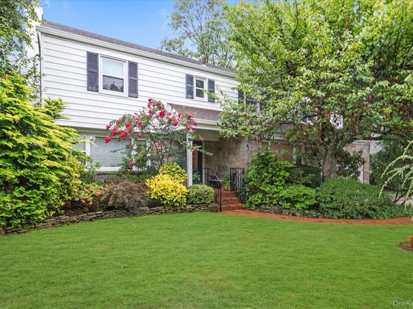 709 Carlyle Street, Woodmere NY 11598