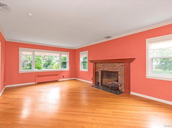 709 Carlyle Street, Woodmere NY 11598