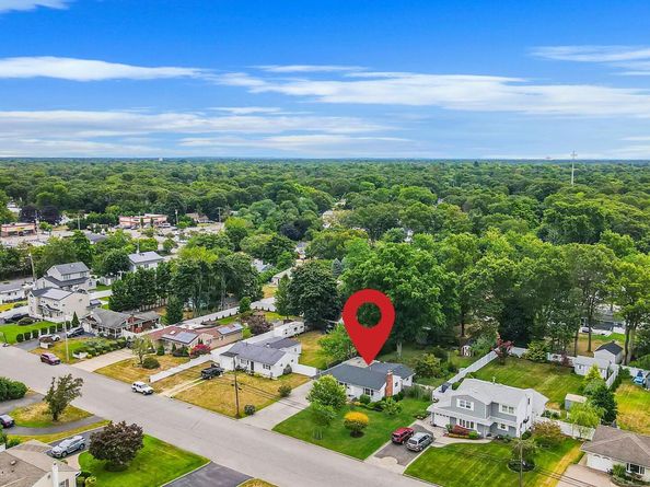 1025 Ocean Avenue, Bay Shore NY 11706