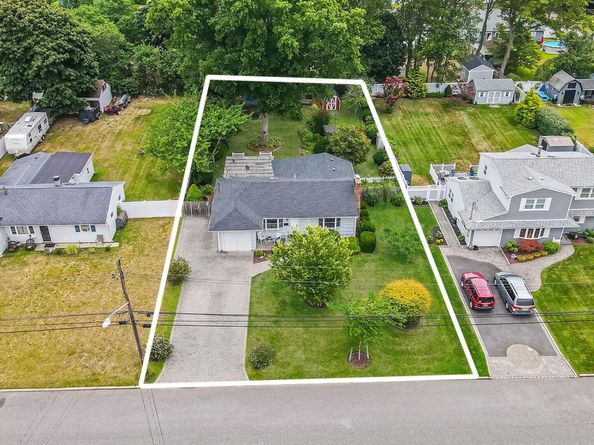 1025 Ocean Avenue, Bay Shore NY 11706