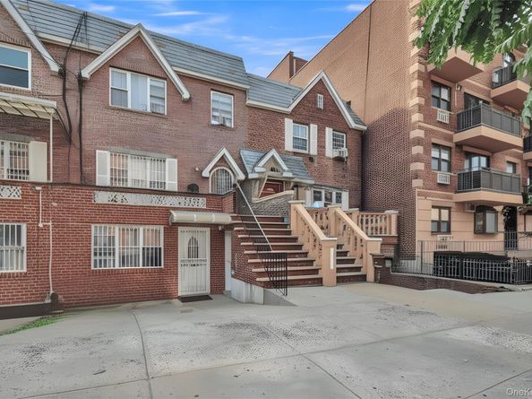 52-22 Van Loon Street, Elmhurst NY 11373