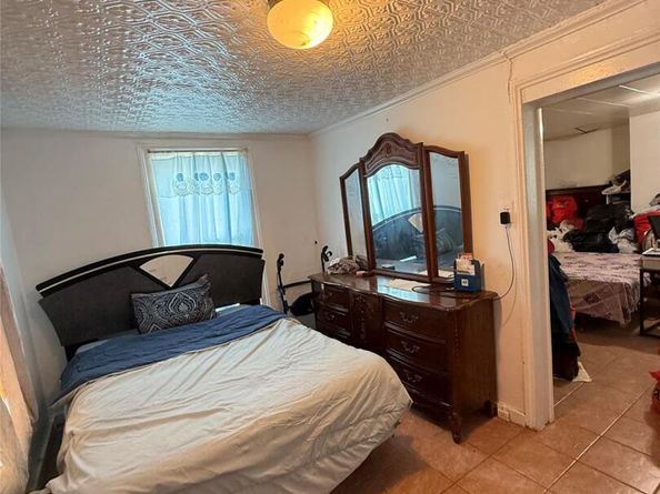 796 Lincoln Avenue, Brooklyn NY 11208