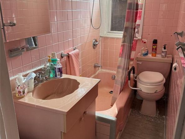 796 Lincoln Avenue, Brooklyn NY 11208