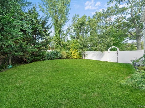 108 S Hillside Avenue, Nesconset NY 11767