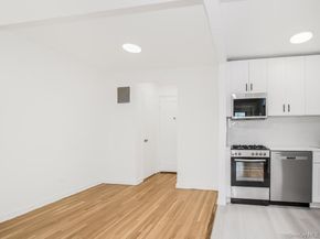 2104 Holland Avenue 4D, Bronx NY 10462