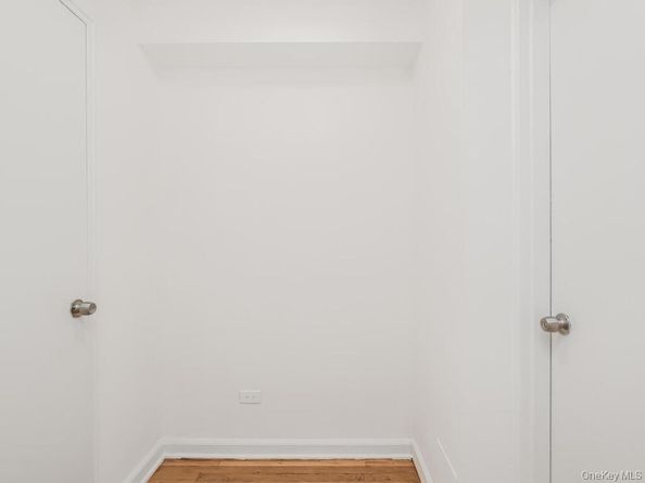 2104 Holland Avenue 4D, Bronx NY 10462