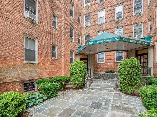 2104 Holland Avenue 4D, Bronx NY 10462
