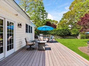 15 Oak Lane, Hampton Bays NY 11946