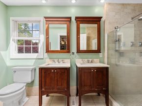 15 Oak Lane, Hampton Bays NY 11946