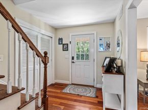 15 Oak Lane, Hampton Bays NY 11946