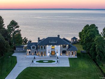 3875 Hallock Lane