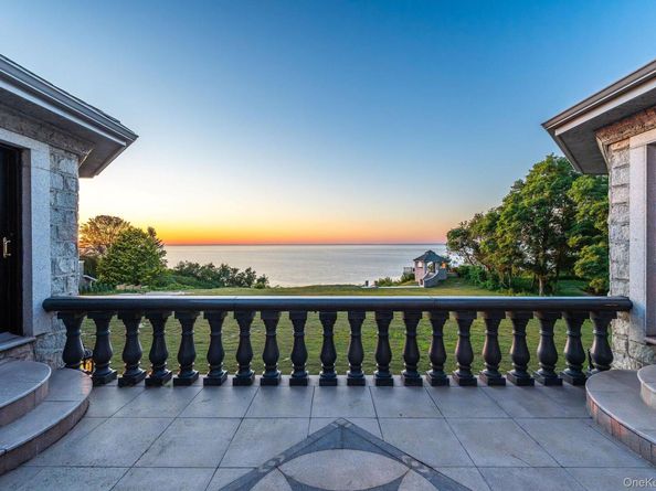 3875 Hallock Lane, Mattituck NY 11952