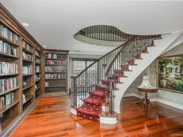 266 E Shore Drive, Massapequa NY 11758