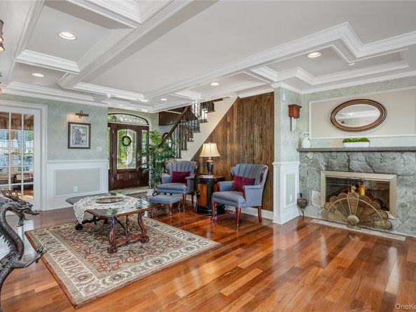 266 E Shore Drive, Massapequa NY 11758