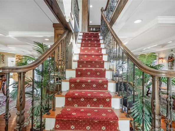 266 E Shore Drive, Massapequa NY 11758