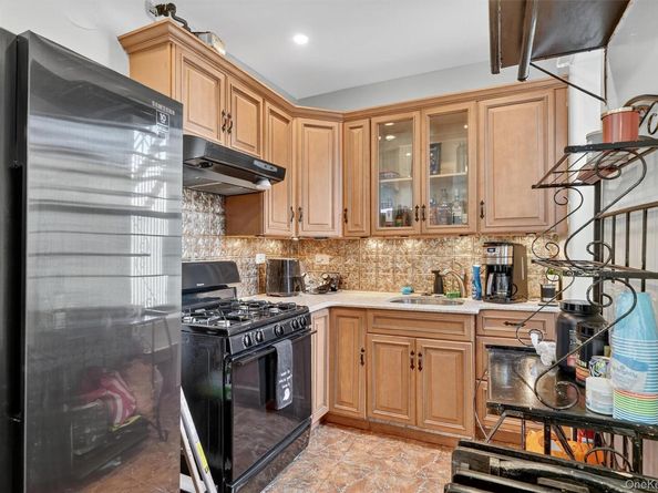 941 Jerome Avenue 12G, Bronx NY 10452