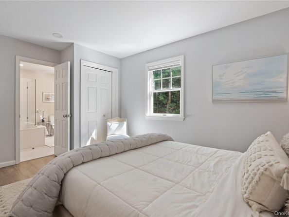 2421 Noyac Road, Sag Harbor NY 11963