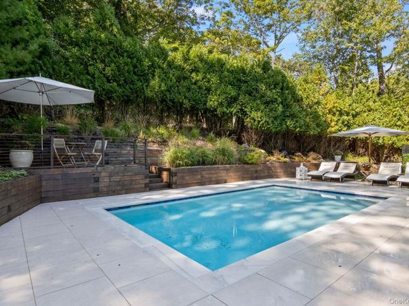 2421 Noyac Road, Sag Harbor NY 11963