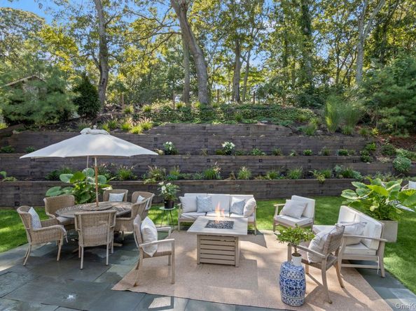 2421 Noyac Road, Sag Harbor NY 11963