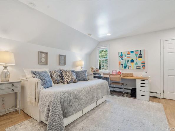 2421 Noyac Road, Sag Harbor NY 11963
