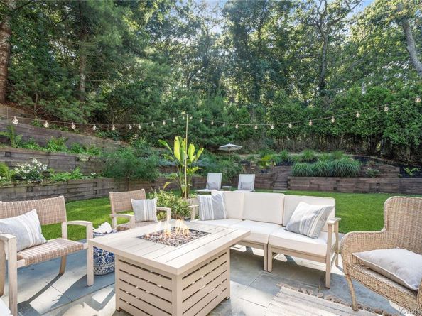 2421 Noyac Road, Sag Harbor NY 11963