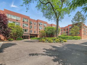 1299 Palmer Avenue 328, Larchmont NY 10538