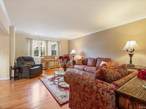 210 Westend Avenue 8B, Freeport NY 11520