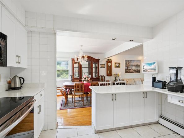 402 Maple Street, West Hempstead NY 11552