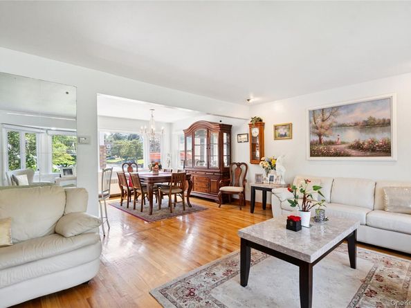 402 Maple Street, West Hempstead NY 11552