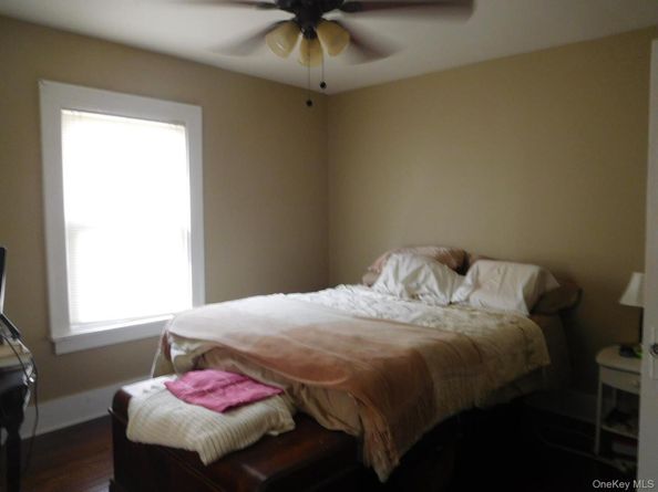 44 Chippewa Road, Yonkers NY 10710