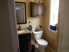 44 Chippewa Road, Yonkers NY 10710
