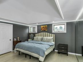 238 Parkside Drive, Roslyn Heights NY 11577